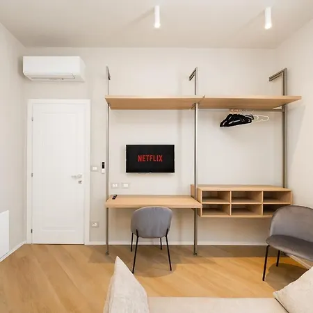 Beautiful Close To The Center Of Vila *