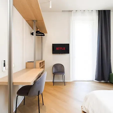 Beautiful Close To The Center Of Vila *